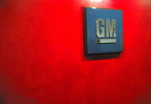 GM and union reach tentative deal that could end strike