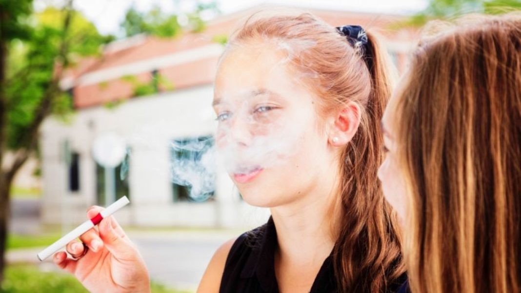 Kids who use flavored ecigs more likely to want to try cigarettes