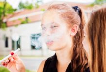 Kids who use flavored e-cigs more likely to want to try cigarettes