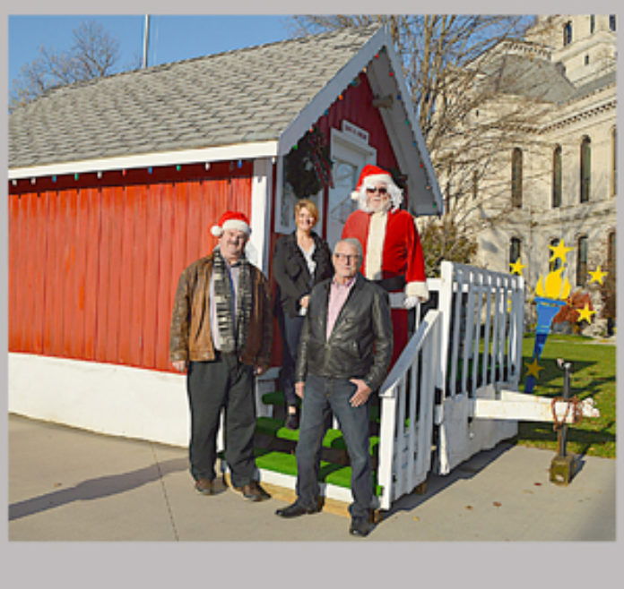santa-house