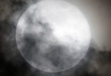 Monday’s full moon the largest in seven decades