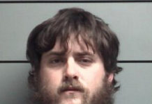 Warsaw man arrested for strangling girlfriend
