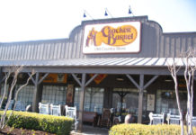 Goshen couple completes quest to eat at all 645 Cracker Barrel restaurants