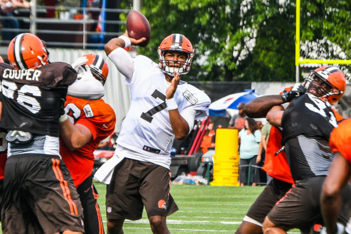 DeShone-Kizer-throwing-696x464