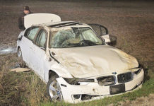 Police seeking driver that crashed vehicle in Leesburg