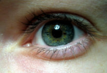 Indiana lawmakers advance bill to ban eyeball tattooing