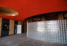 Ribbon cutting ceremony held at newly renovated Clyde Theatre