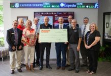 1st Source Bank donates $10K to Grace College for School of Business