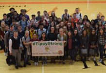 Warsaw High School Sends Banner of Support to Mentone