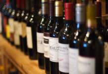 Indiana wine retailer seeks to sell across state lines