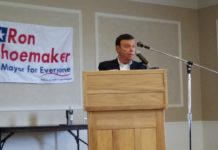 Ron Shoemaker emphasizes conservative approach to city finances at Listening Tour event