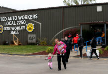 GM workers ratify contract, 40-day strike to end