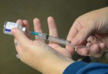 Indiana residents urged to get flu shots as flu season nears