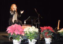 McEntire Concert Collects 11 Boxes For Toys For Tots
