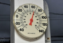 Unusually Warm Temperatures Make for Comfortable Christmas