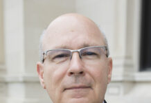 Crossroads Bank hires John Warren as Senior VP for soon to be open Warsaw branch