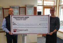 Crossroads Bank makes $10,000 donation to KCCF