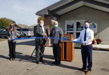 Bowen Center cuts ribbon on new health clinic