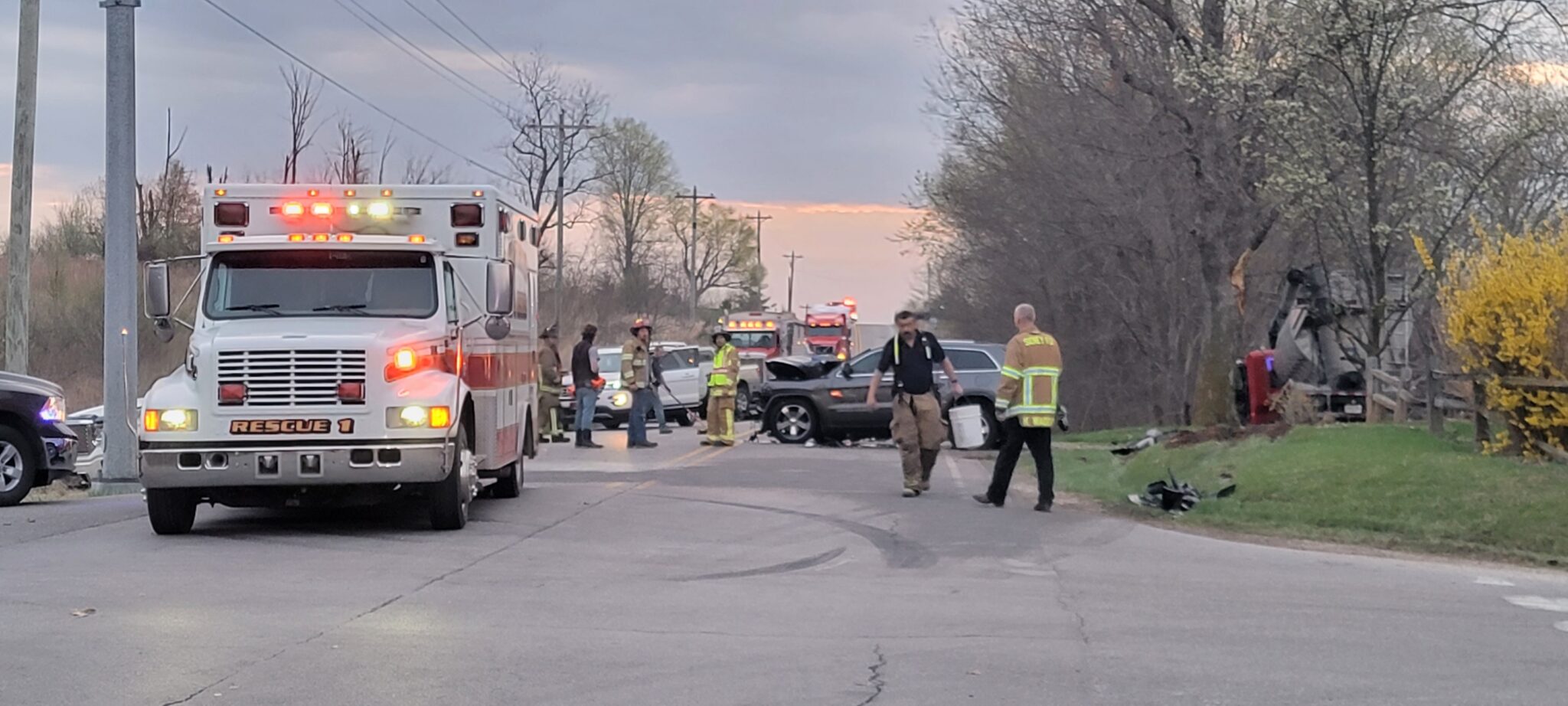 Two injured following crash in southern Kosciusko County News Now Warsaw