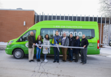Chamber Welcomes Humana Agent With Ribbon-Cutting