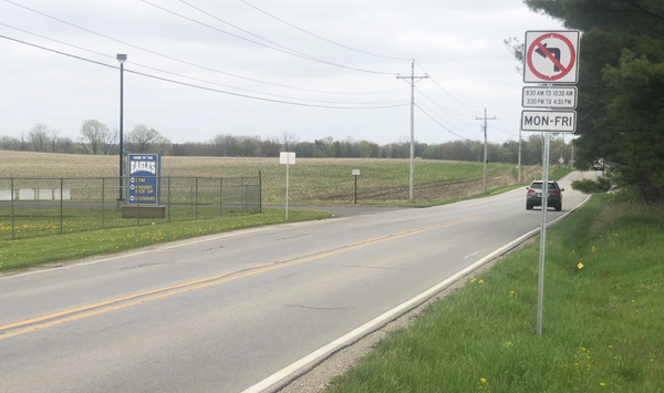 Warsaw officials are going to meet with Warsaw Community Schools representatives to figure out better plans to deal with the traffic around Eisenhower Elementary School.