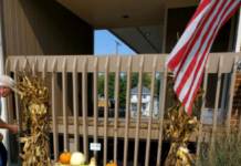 Optimists, Octagon Club Offers Fall Displays For Annual Fundraiser