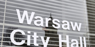 City of Warsaw offering sandbags and assistance with delivery