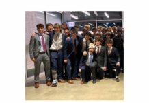 St. Ignatious hockey team thanks Warsaw first responders