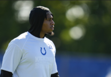 Colts and Taylor reach agreement; Running back could play Sunday