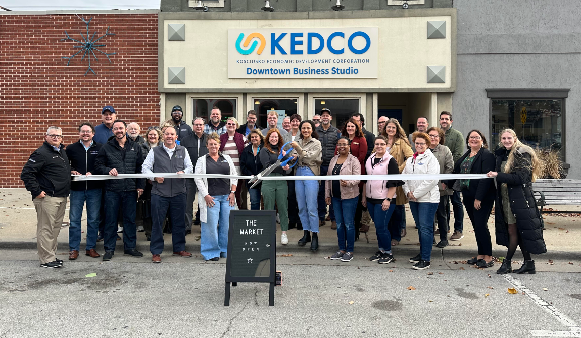 A ribbon cutting for the grand opening of a new market that's part of The Market at the KEDCO Downtown Business Studio was held Monday. Photo by David Slone.