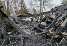 Mobile home in Pierceton destroyed by fire