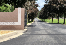 Oakwood planning on historical tour of cemetery next year