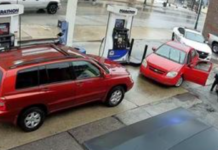 Video shows South Whitley officer pulling woman from her vehicle