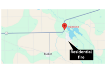 Kitchen fire spreads to attic near Palestine Lake