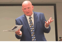 Mayor Jeff Grose delivers city updates with a teacher-esque approach