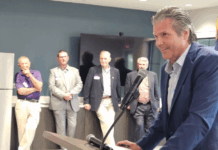 Hundreds of Republicans rally behind four candidates amid nearby protests