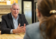 Former GOP mayor plans independent run for secretary of state