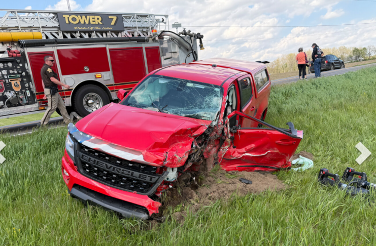 Five injured in Wawasee bus crash involving pickup truck north of Warsaw
