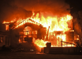 Early morning fire destroys Winona Lake home
