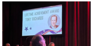 Kensington owner Tony Richards receives Lifetime Achievement Award from Indiana Broadcasters